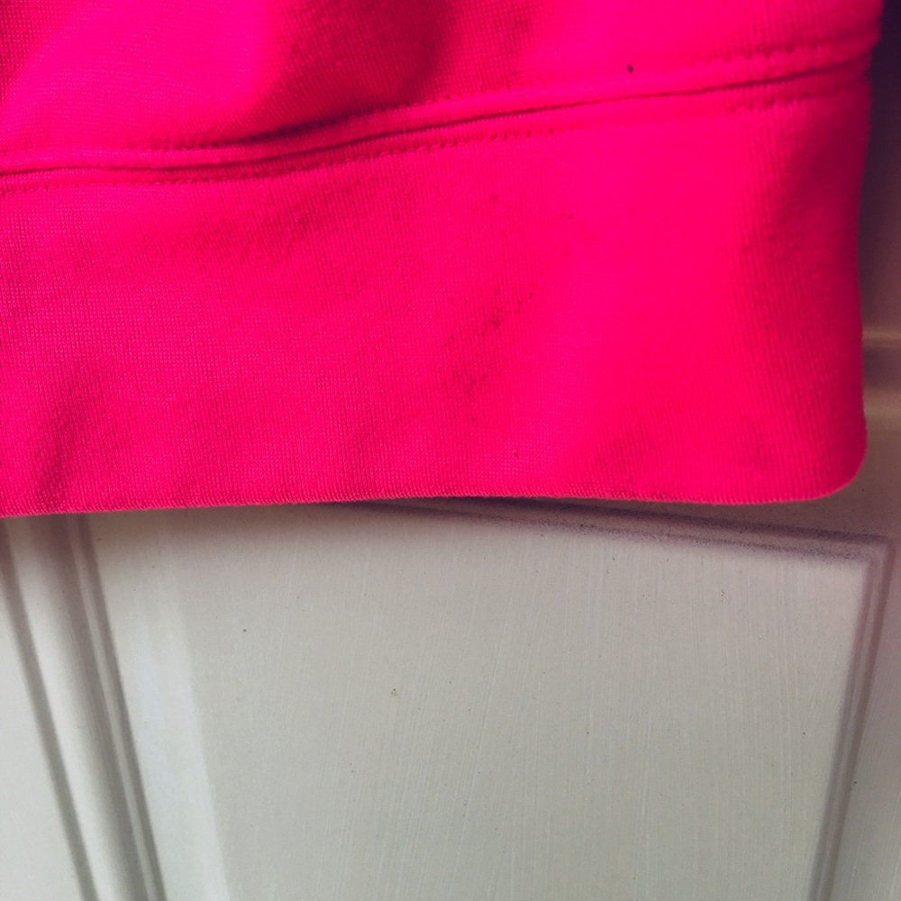 Women Medium Under Armor Hoodie